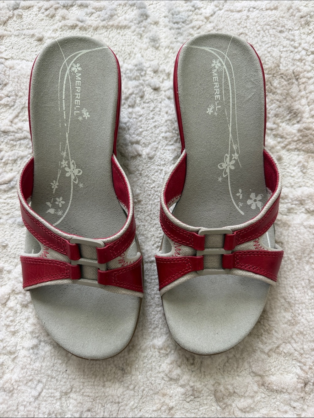 Merrell Women’s Red and Gray Slide Sandals